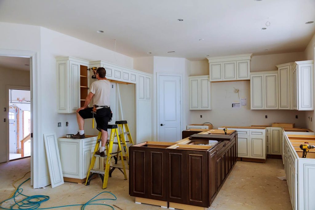 How to Choose Materials for Your Custom Home: A Comprehensive Guide by an Architect
